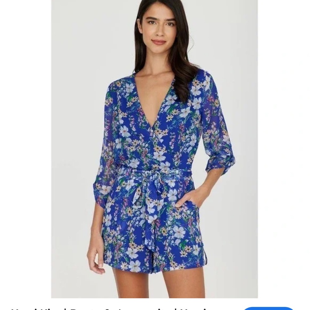 Yumi Kim Floral Romper Never Worn Size XS (984)